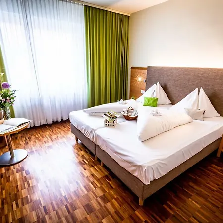 Lambrechterhof - Naturparkhotel Hotel 4*