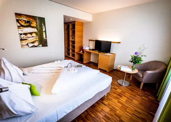 Lambrechterhof - Naturparkhotel فندق