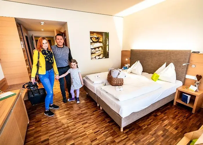 Lambrechterhof - Naturparkhotel فندق 4*